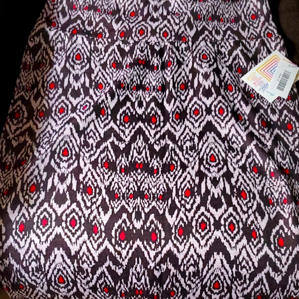 #CAS30 (CH) NWT LuLaRoe Cassie Pencil Skirt.